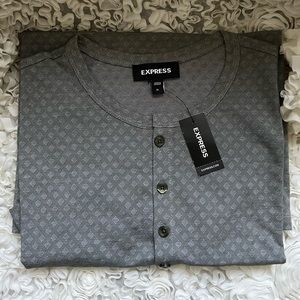 BNWT! Express top grey with diamond light grey with 4 buttons